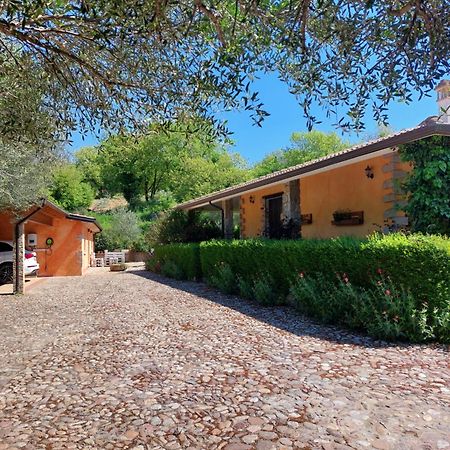 Casa Vacanza Centro Sardegna Sorgono Екстер'єр фото